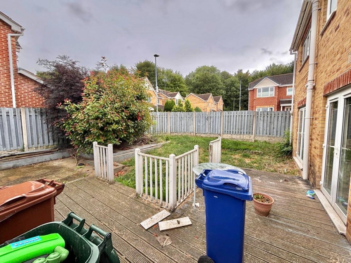 Tuscany Gardens, Barnsley