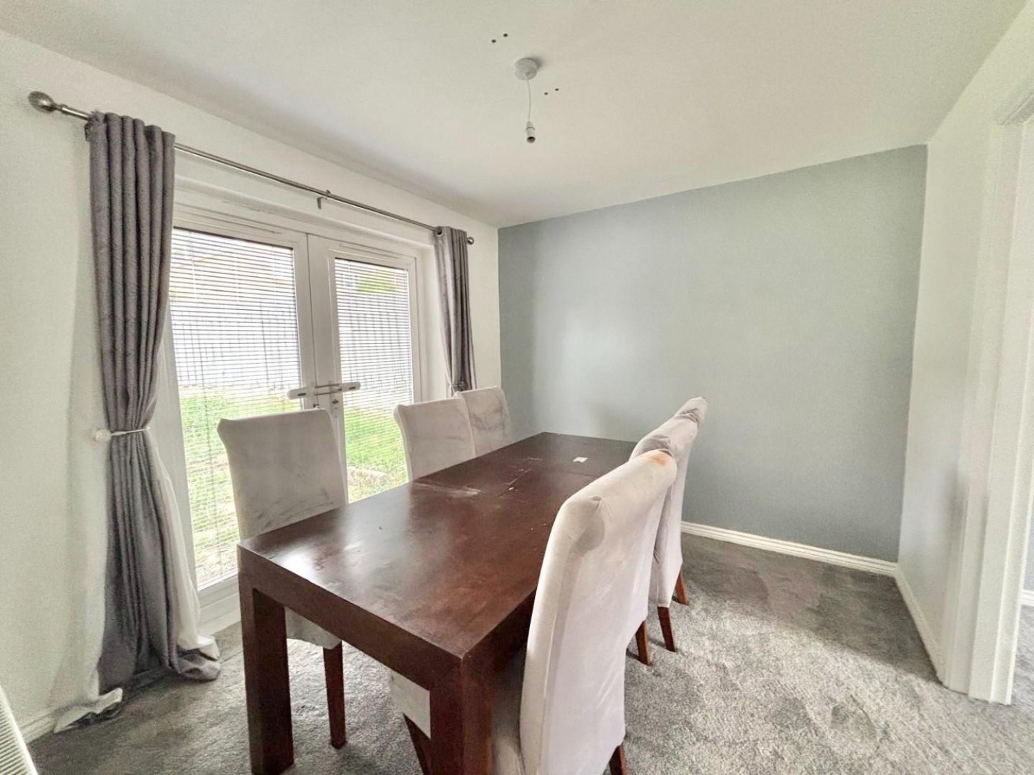4 bedroom House for sale in Tuscany Gardens, Barnsley