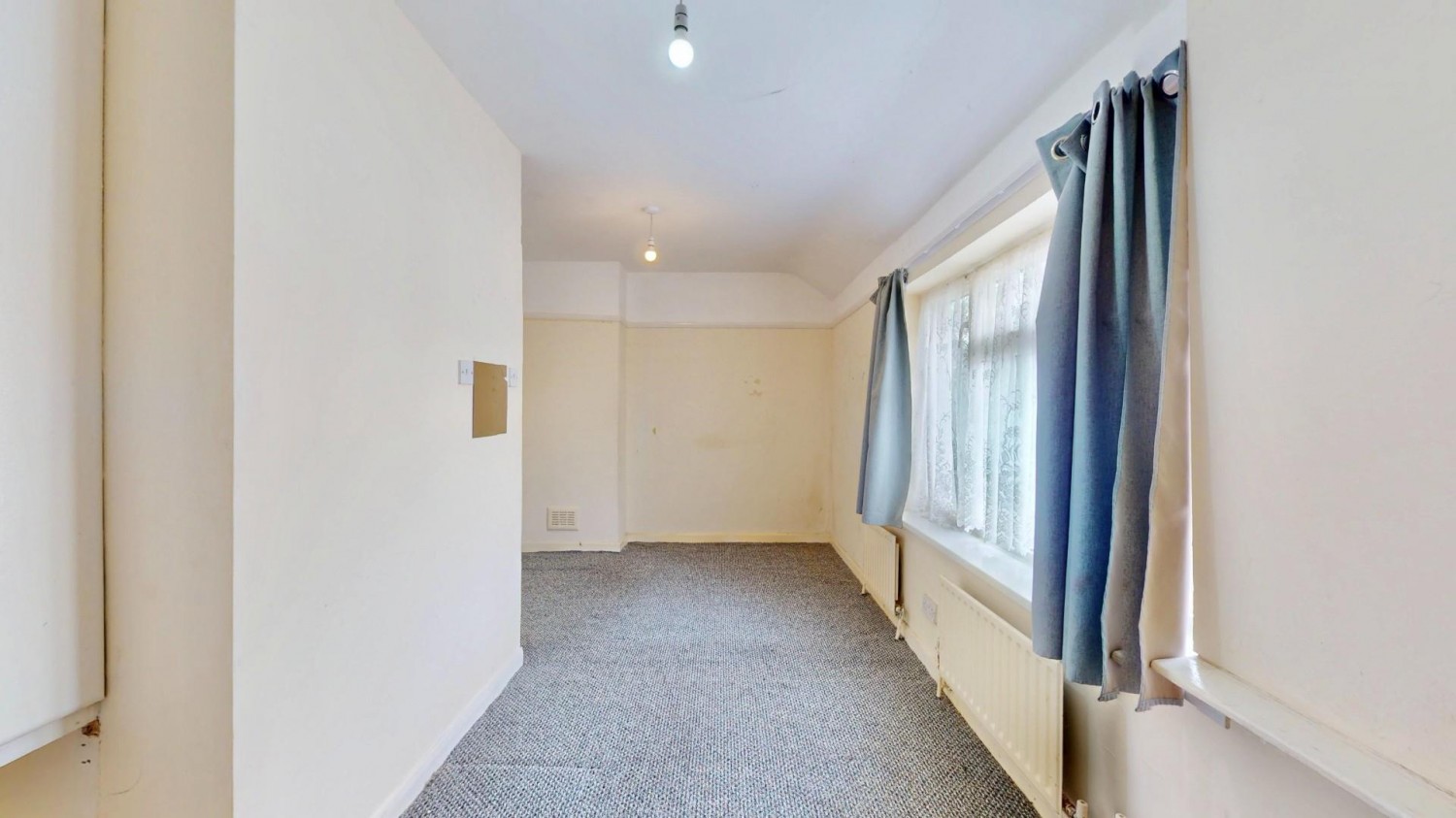 David Road, Dagenham, RM8