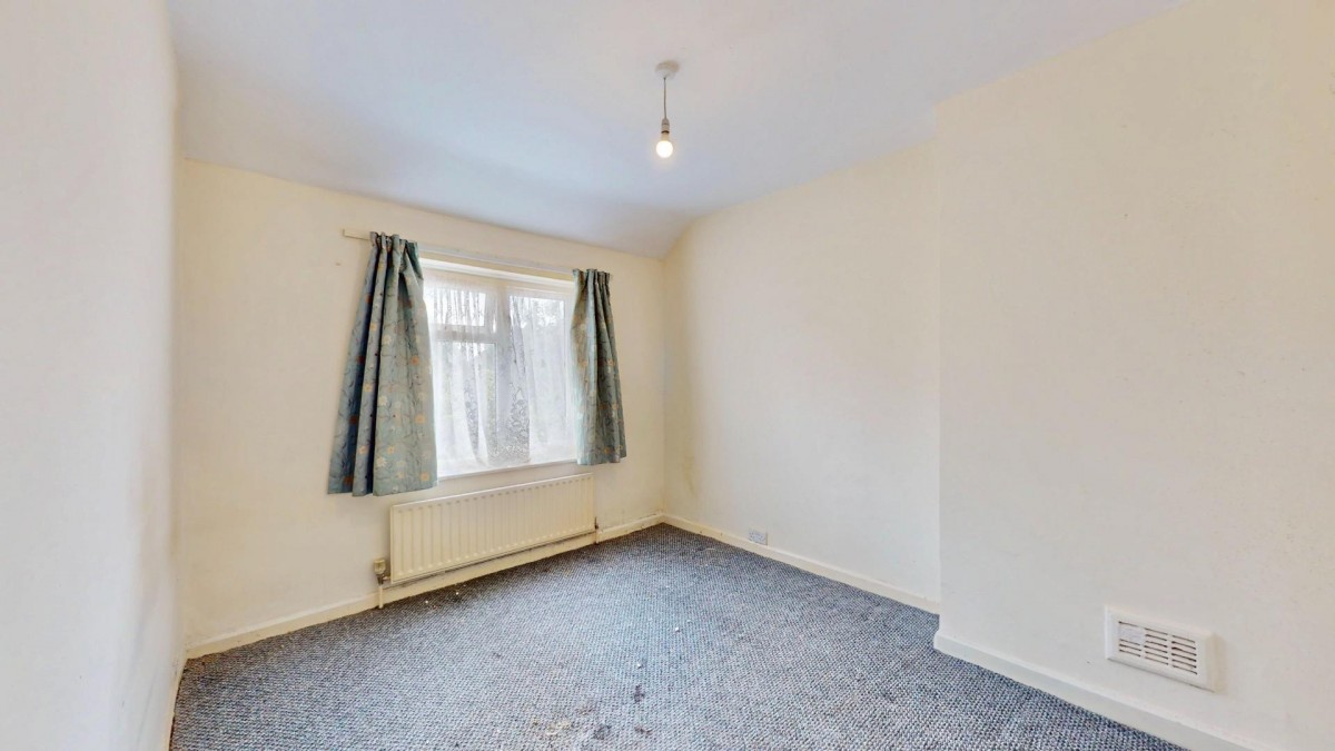 David Road, Dagenham, RM8