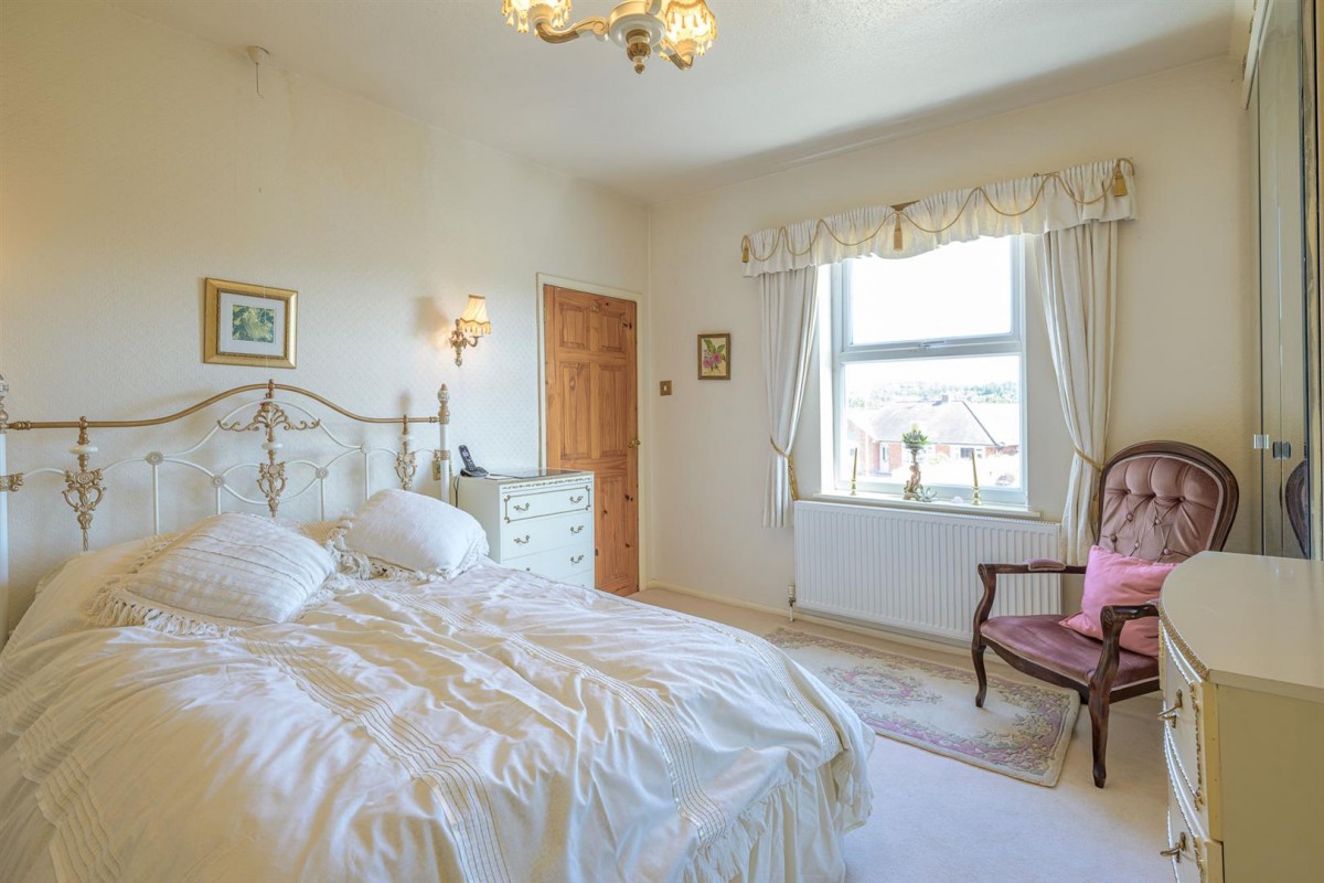 Enville Road, Kinver, DY7 6AB