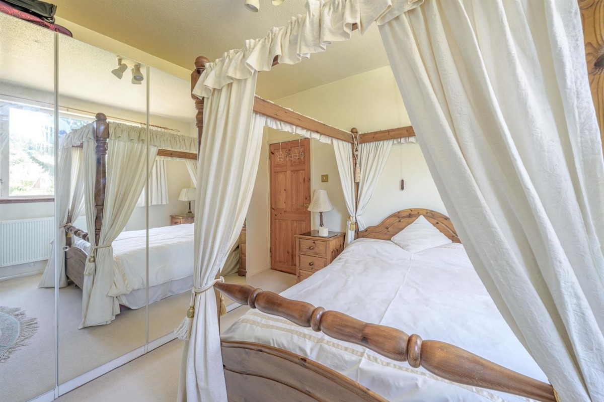 Enville Road, Kinver, DY7 6AB