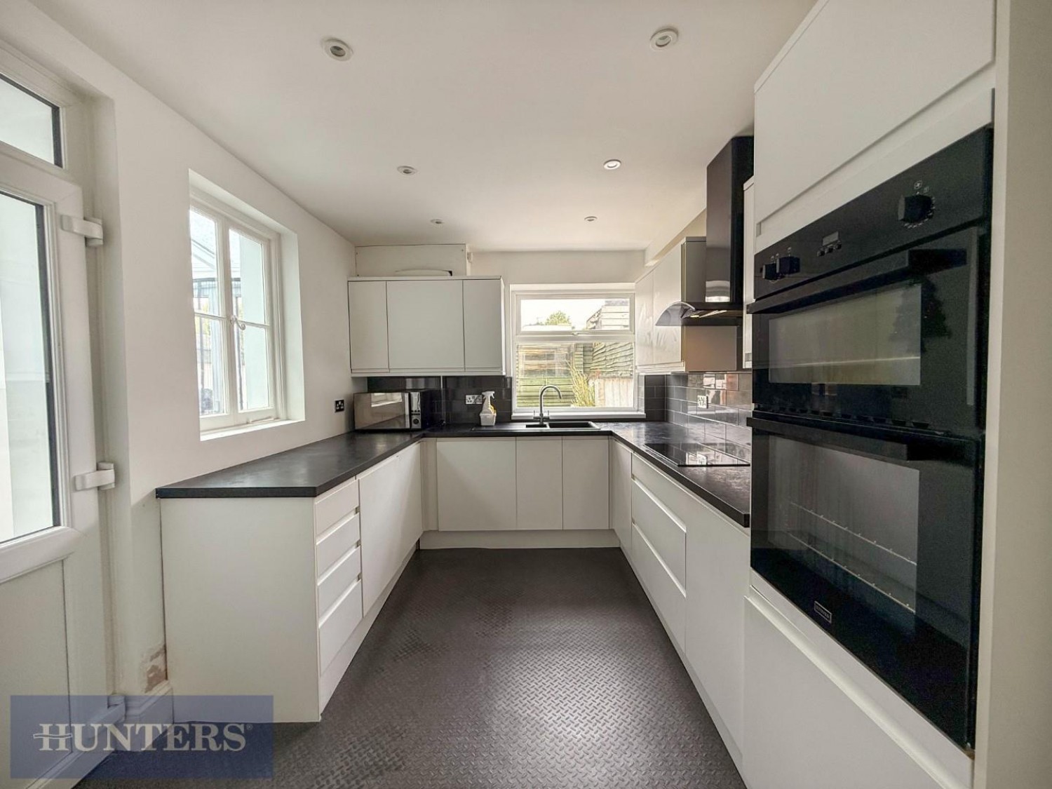 Powderham Road, Exeter, Devon, EX2 9BS