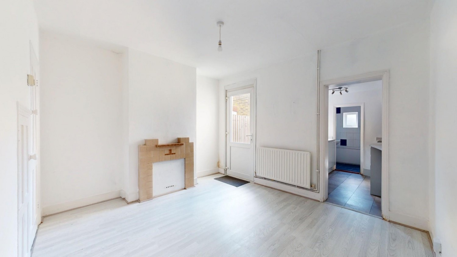 Dover Road, Northfleet, Gravesend, DA11