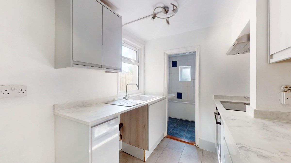 Dover Road, Northfleet, Gravesend, DA11