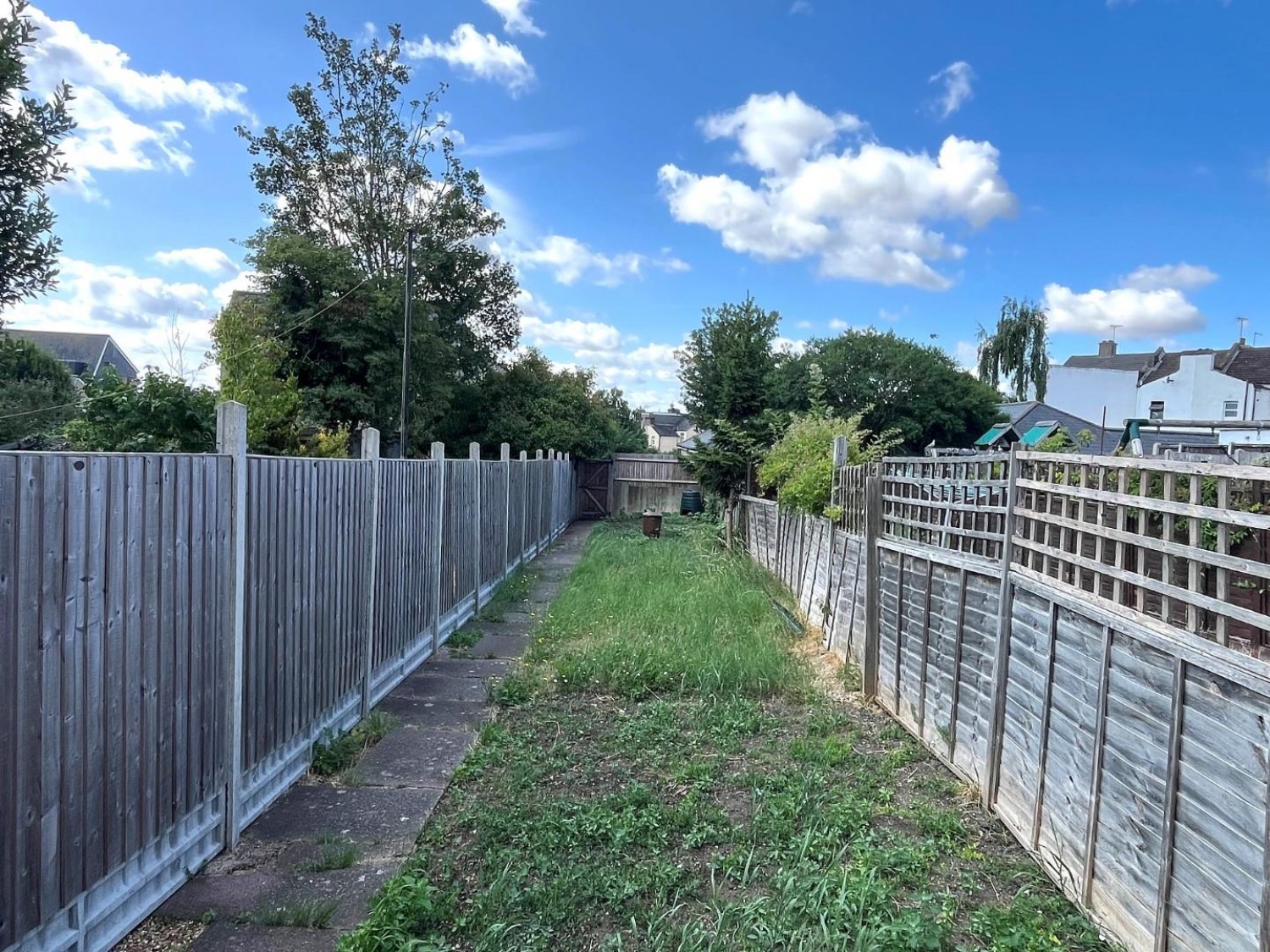 Dover Road, Northfleet, Gravesend, DA11