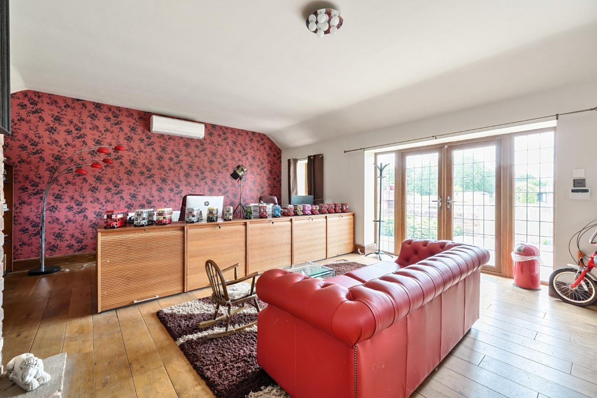 Shurdington Road, Brockworth, Gloucester