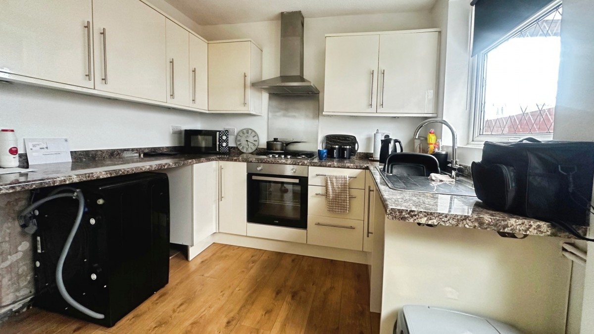 Broughton Avenue, Lowton