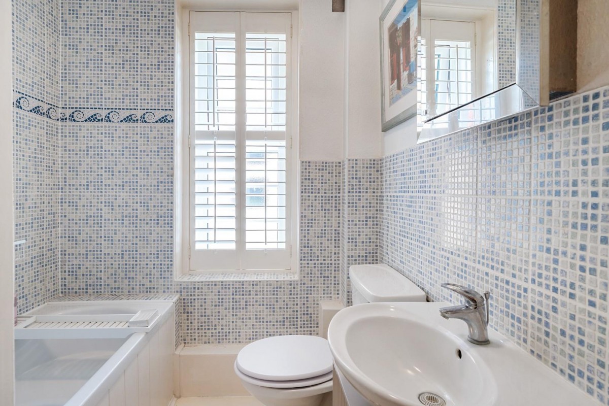 The Avenue, Sherborne