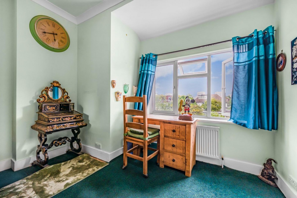 Dersingham Road, London, NW2