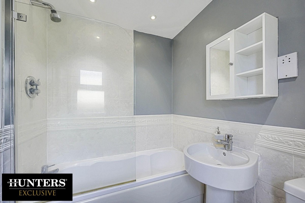 Cavendish Approach Drighlington, Bradford, West Yorkshire, BD11 1DB