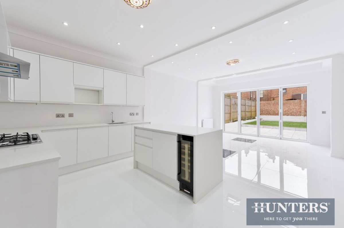 Whitestile Road, Brentford