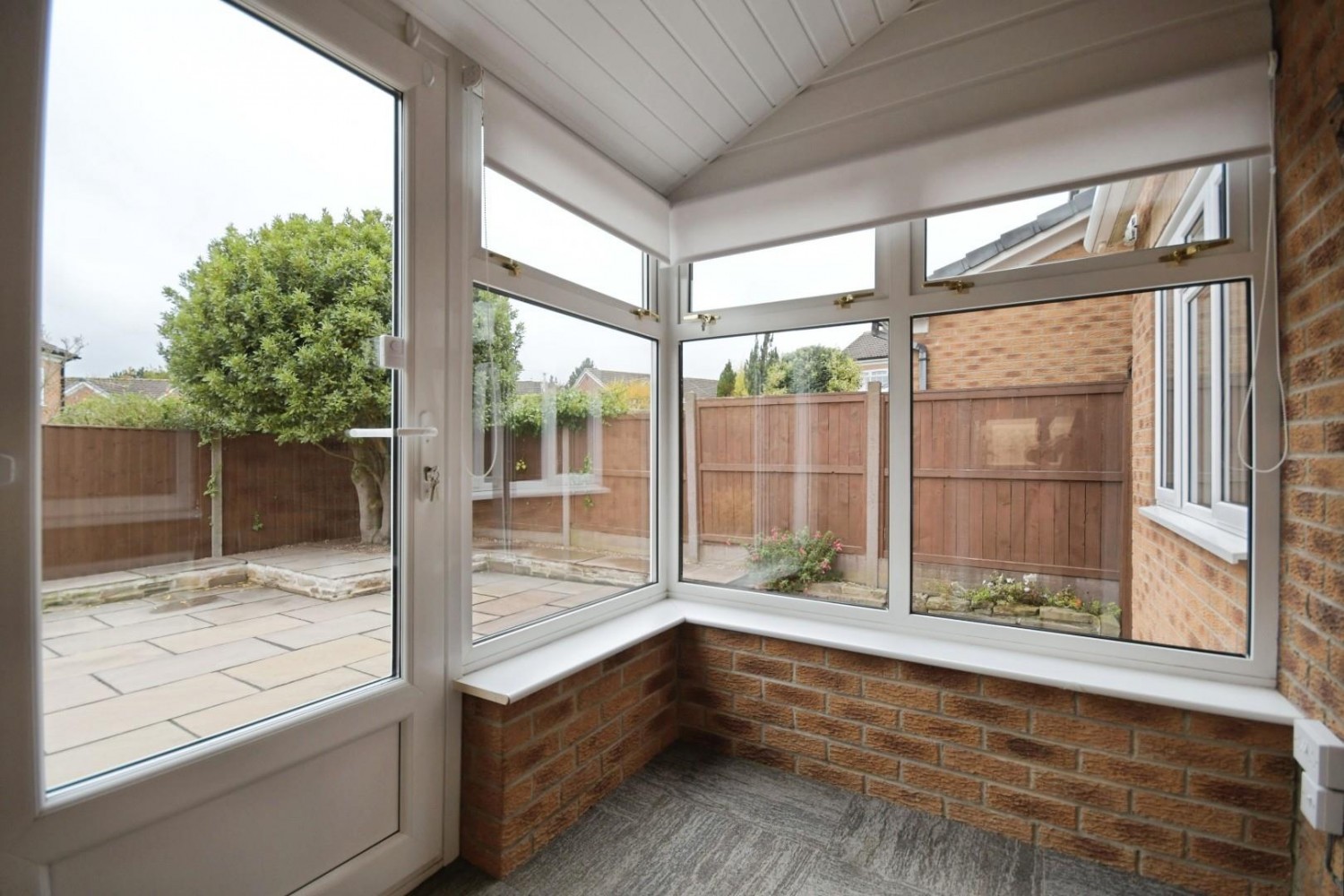 Holme Park Avenue, Upper Newbold, Chesterfield, S41 8XB