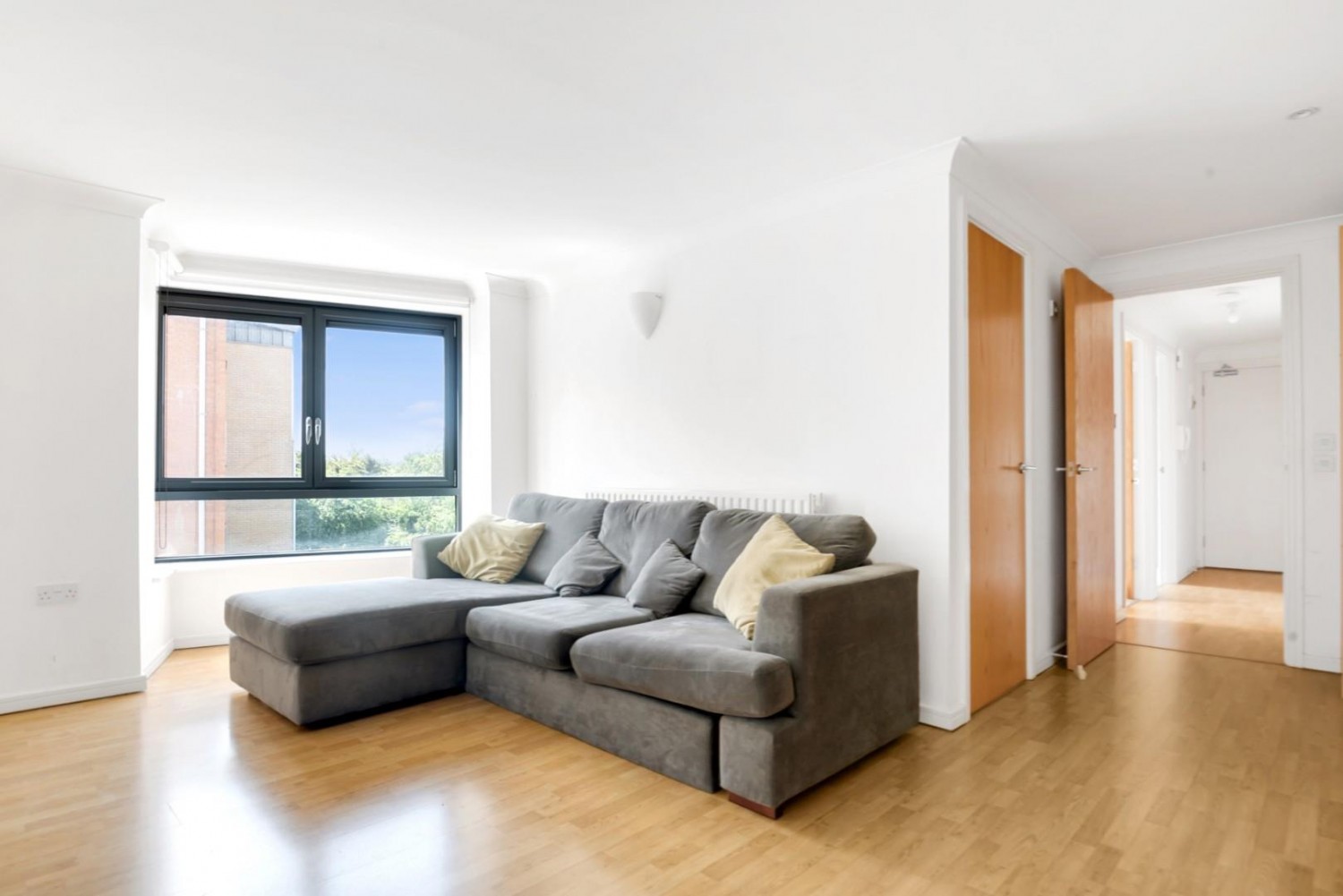 Lewis Gardens, London, N16