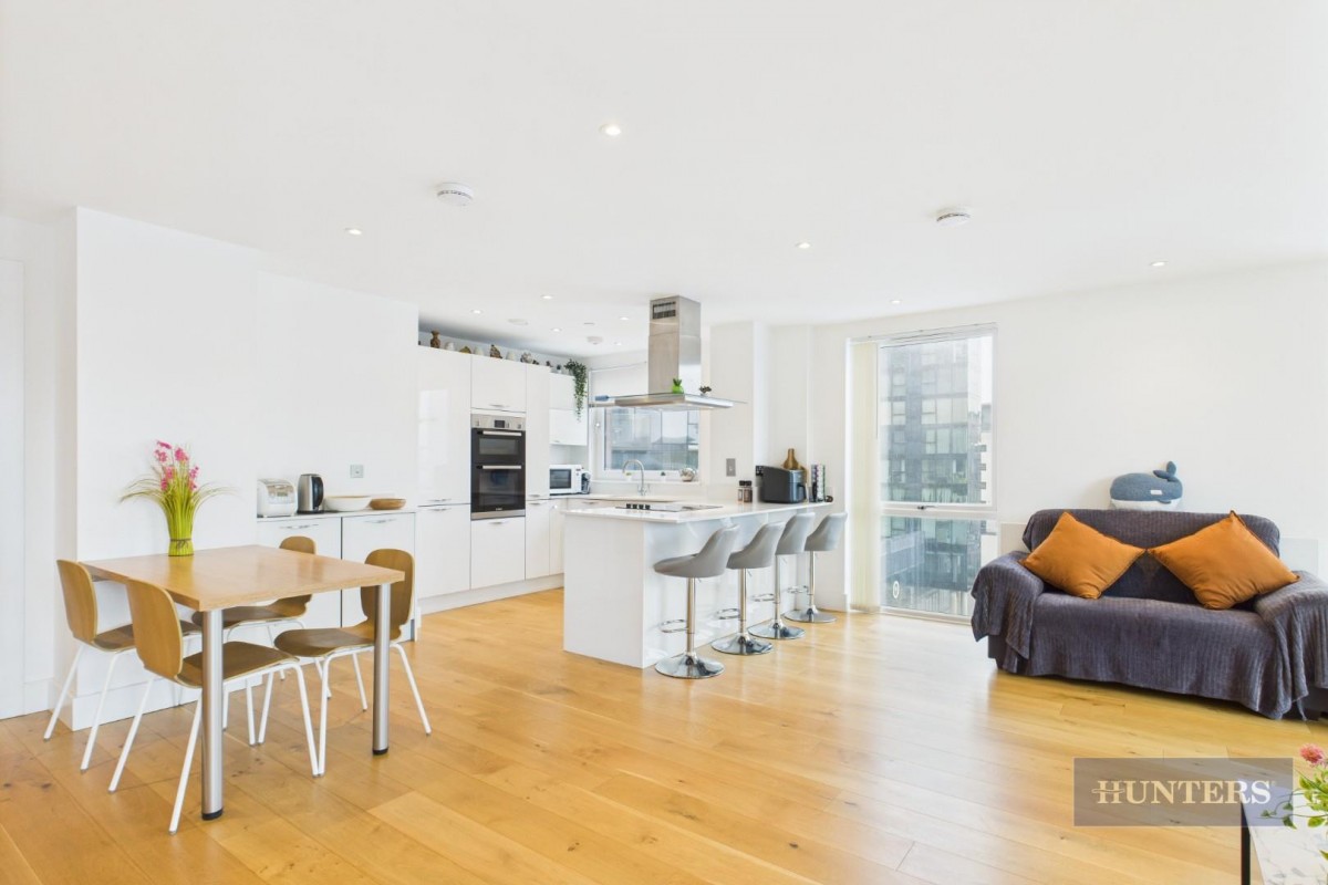 Alexandra Wharf, Maritime Walk, Ocean Village