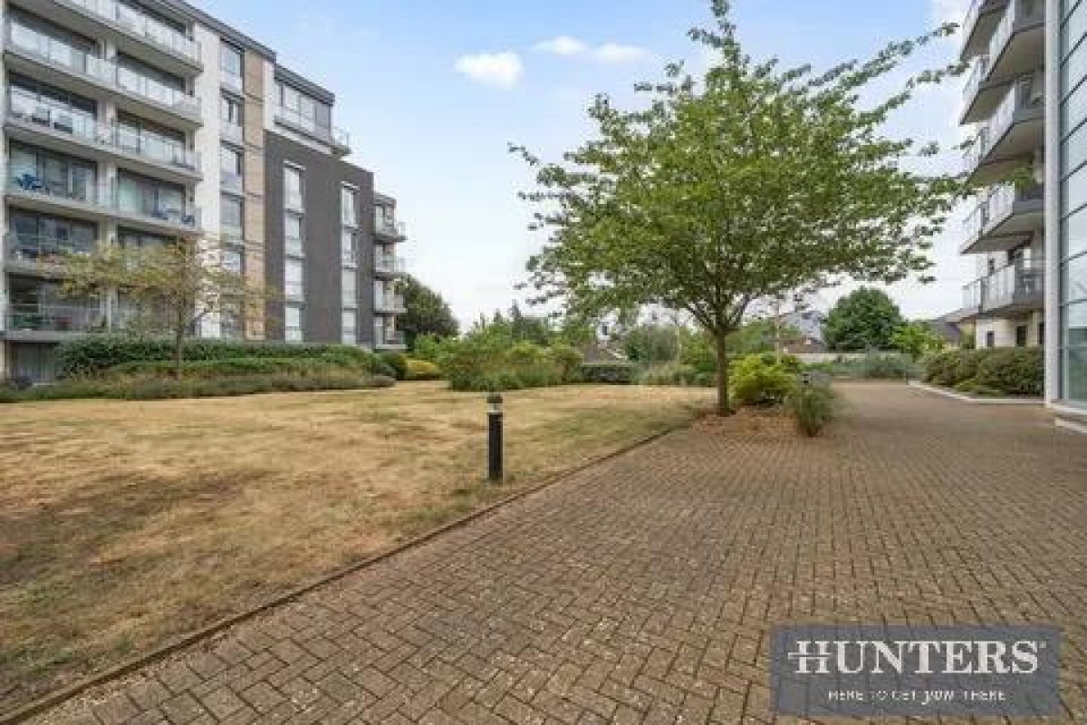 Ealing Road, Brentford