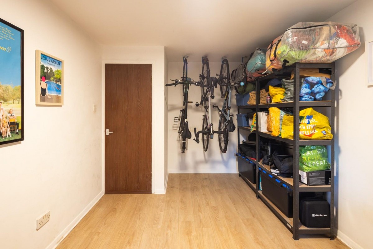 Marina Gardens, Bristol