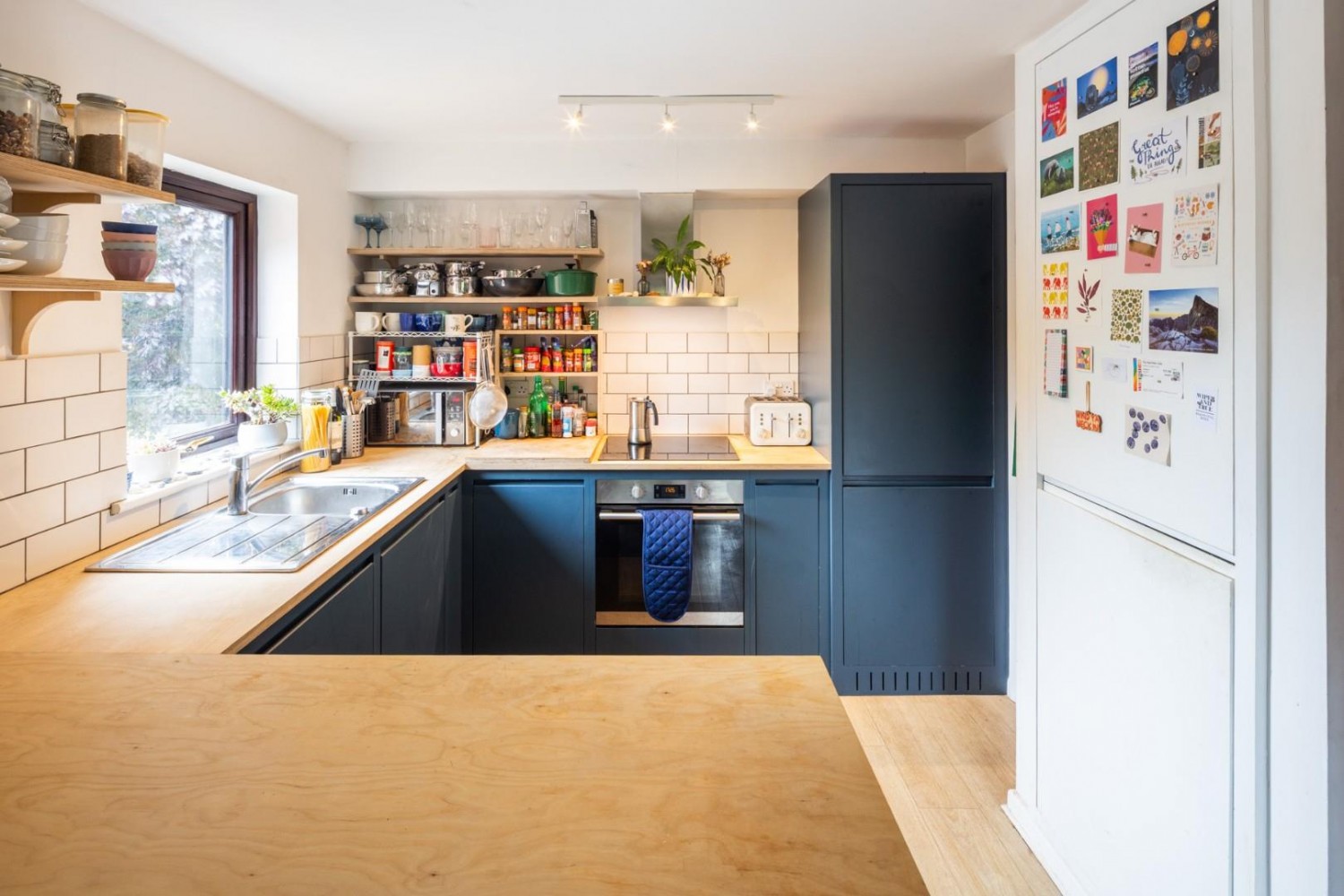 Marina Gardens, Bristol