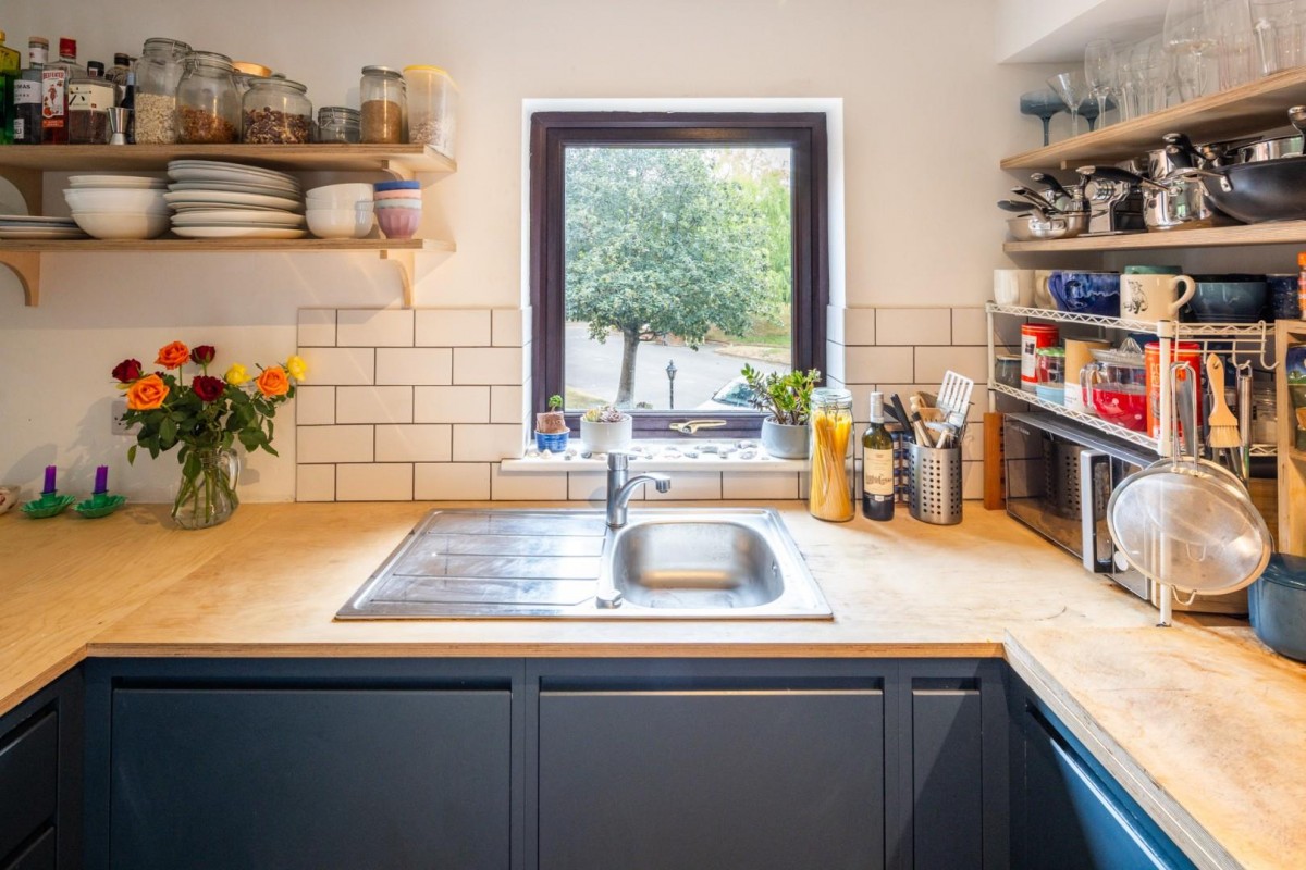 Marina Gardens, Bristol