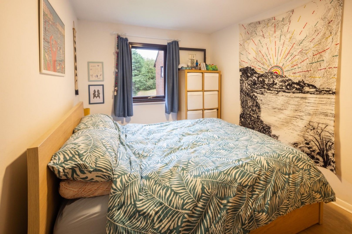 Marina Gardens, Bristol