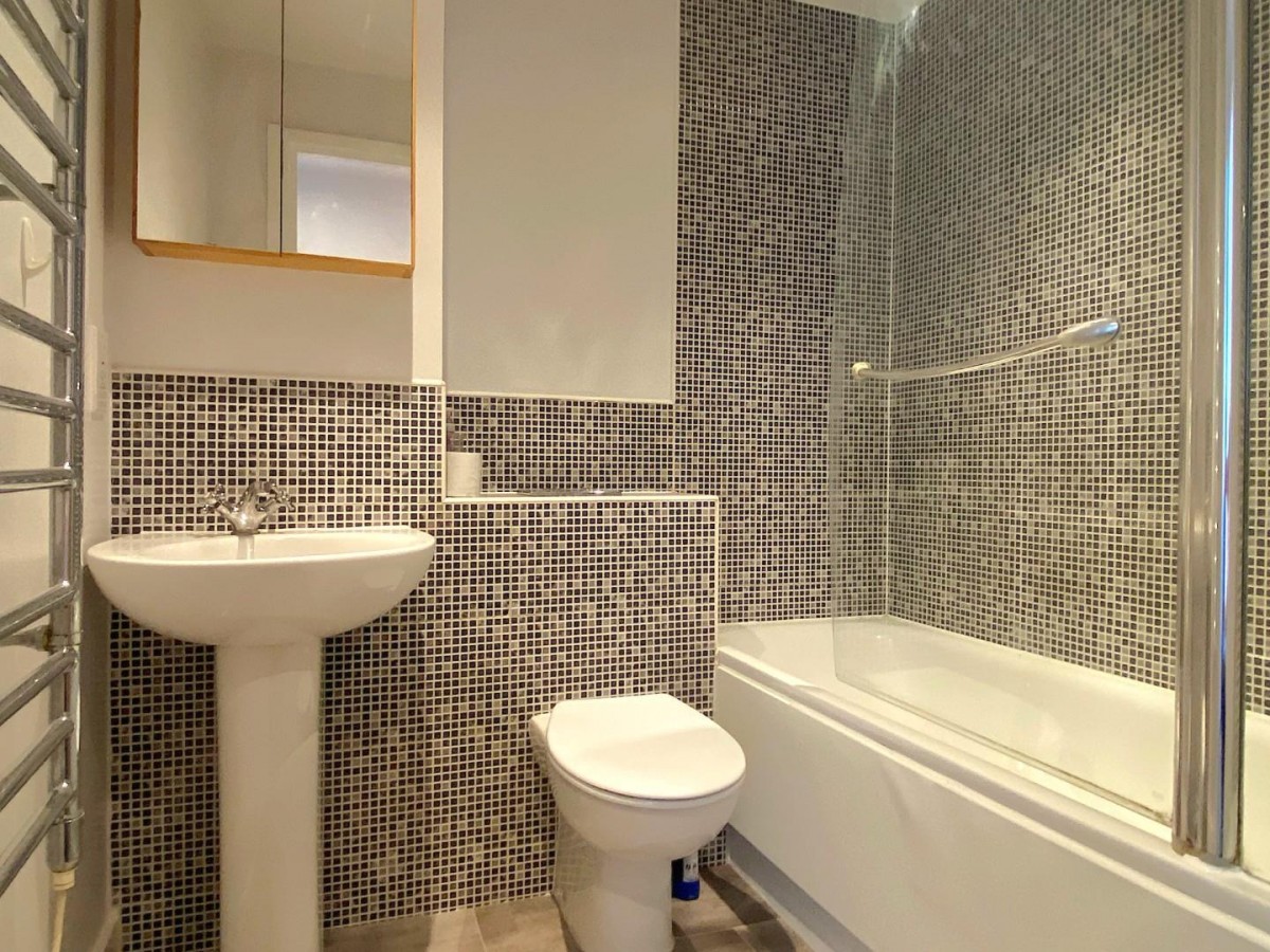 Black Eagle Drive, Northfleet, Gravesend