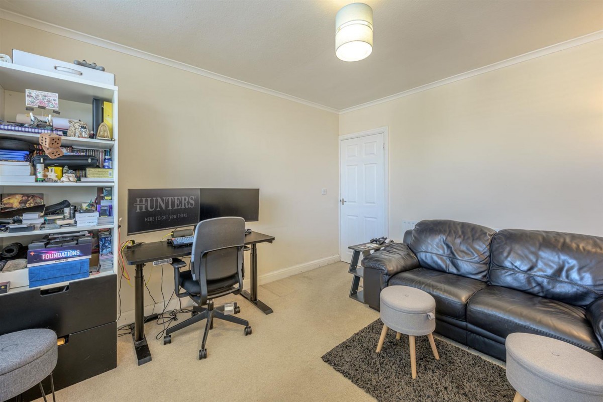 Lyndhurst Drive, Stourbridge, DY8 5YQ