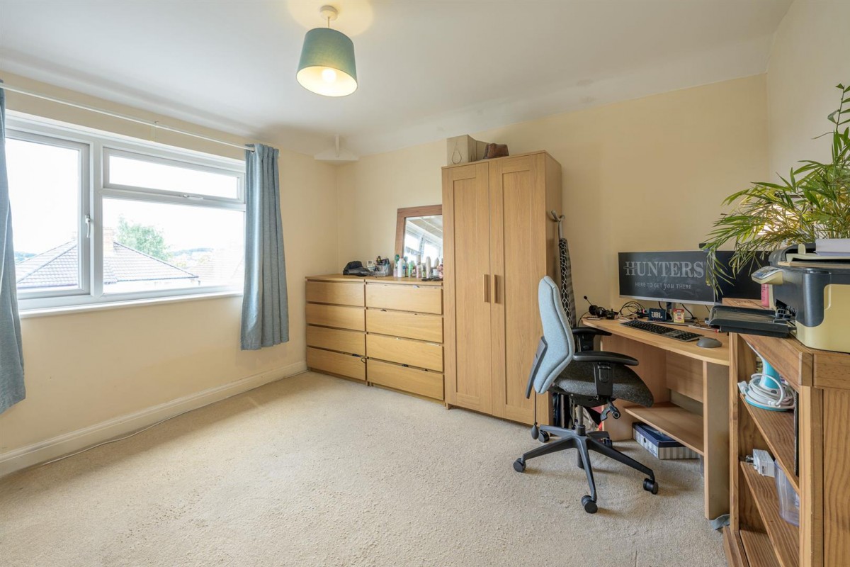 Lyndhurst Drive, Stourbridge, DY8 5YQ