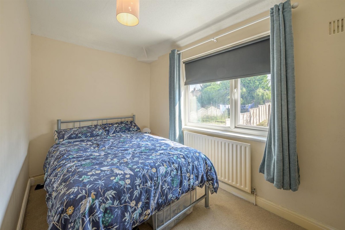 Lyndhurst Drive, Stourbridge, DY8 5YQ