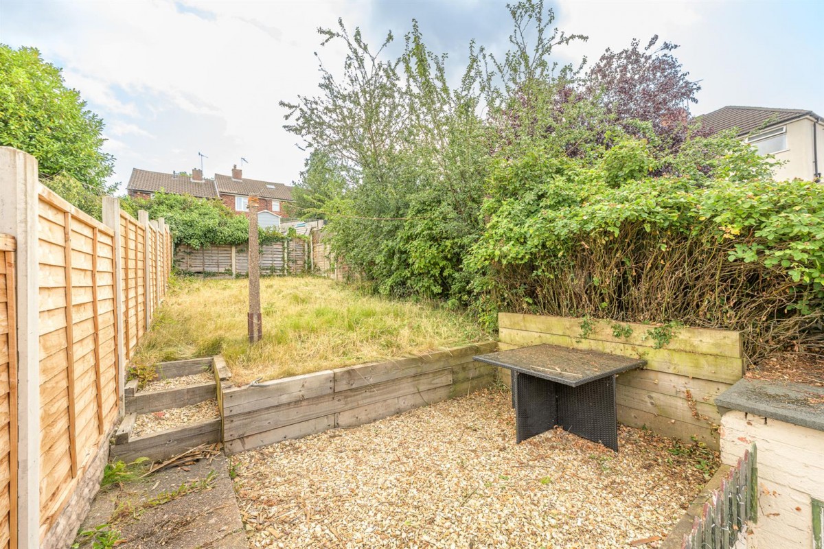 Lyndhurst Drive, Stourbridge, DY8 5YQ