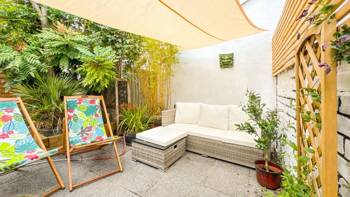 Murray Street, Southville, BS3 1AE