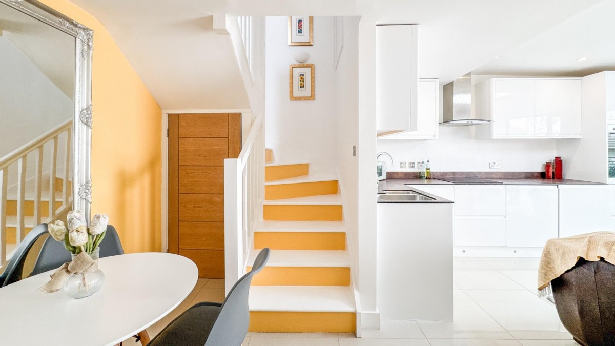 Murray Street, Southville, BS3 1AE