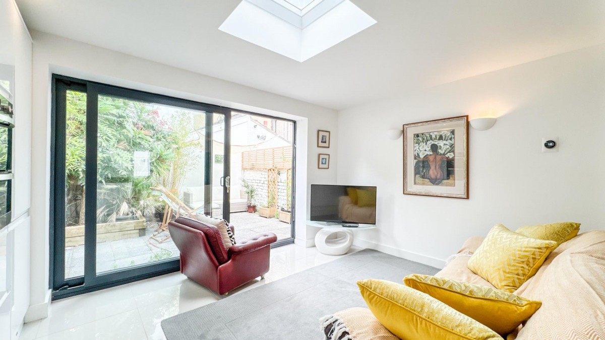 Murray Street, Southville, BS3 1AE