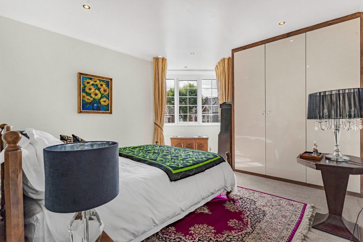 Elsinore Road, London