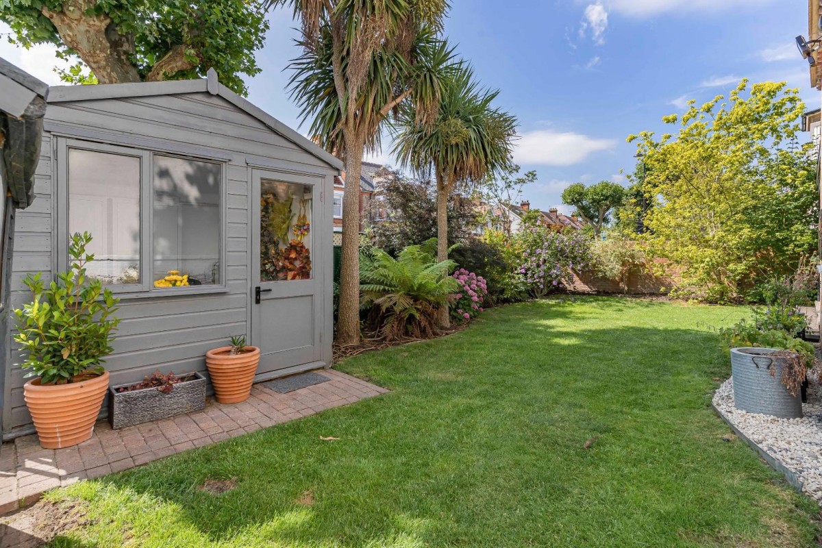 Elsinore Road, London