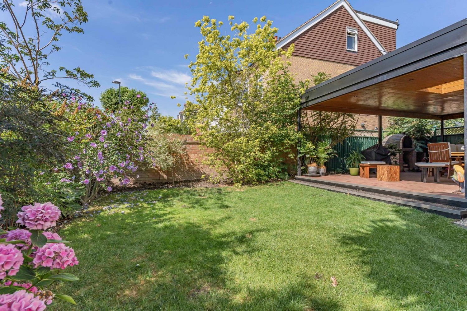 Elsinore Road, London