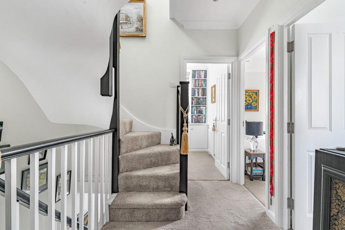 Elsinore Road, London