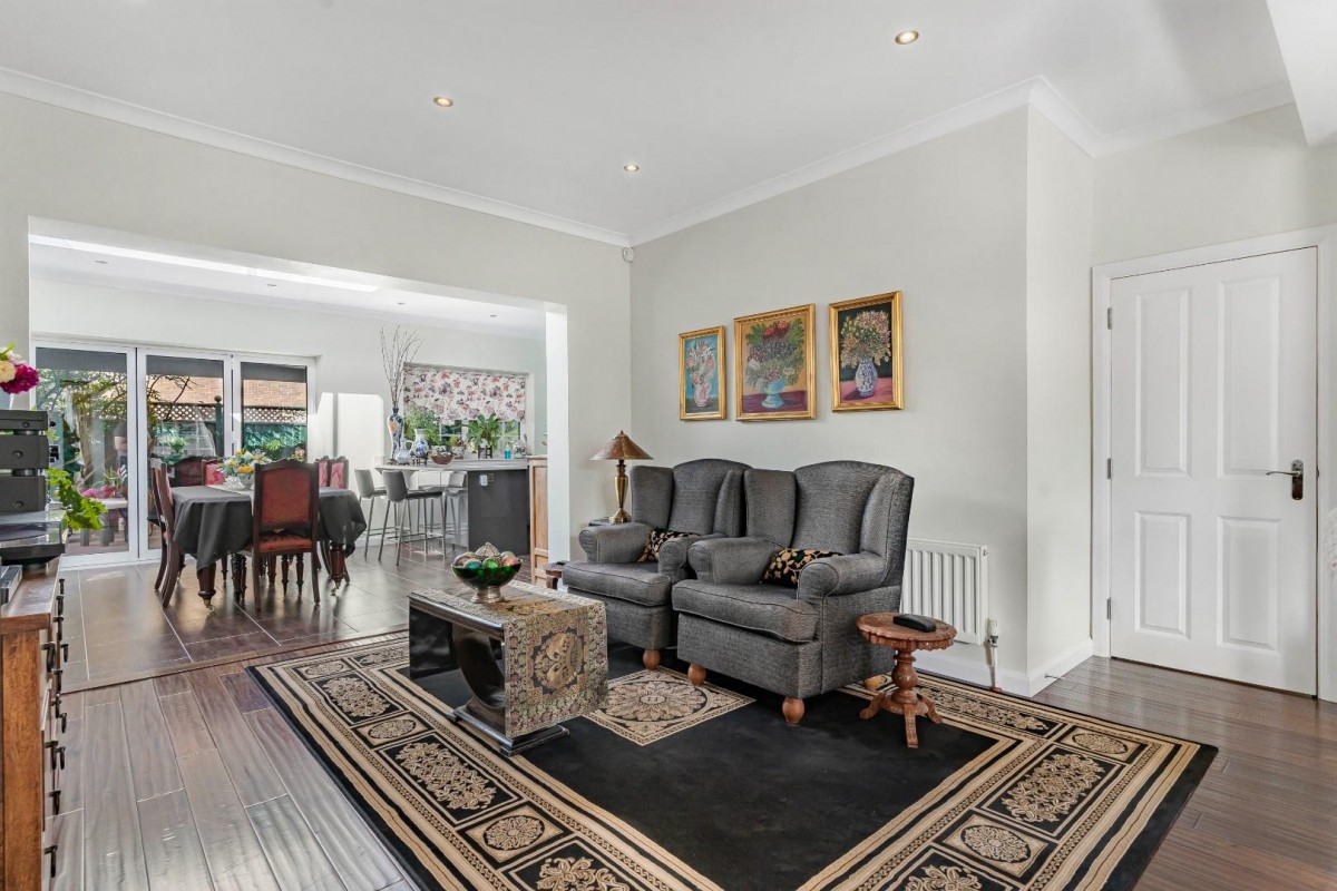 Elsinore Road, London