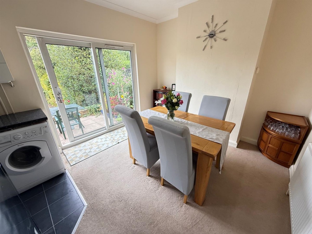 Parkfield Road, Stourbridge, DY8 1EY