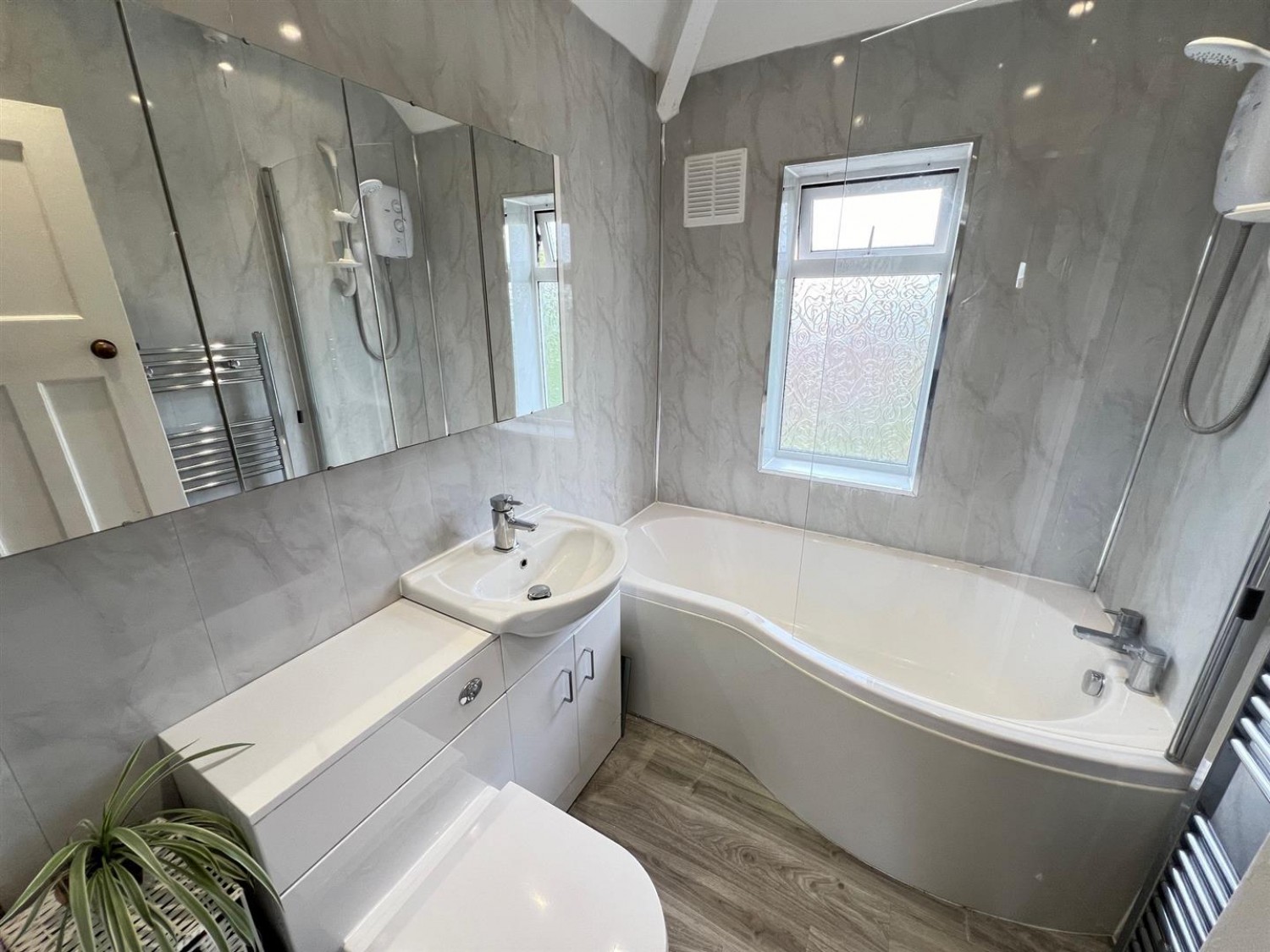 Parkfield Road, Stourbridge, DY8 1EY