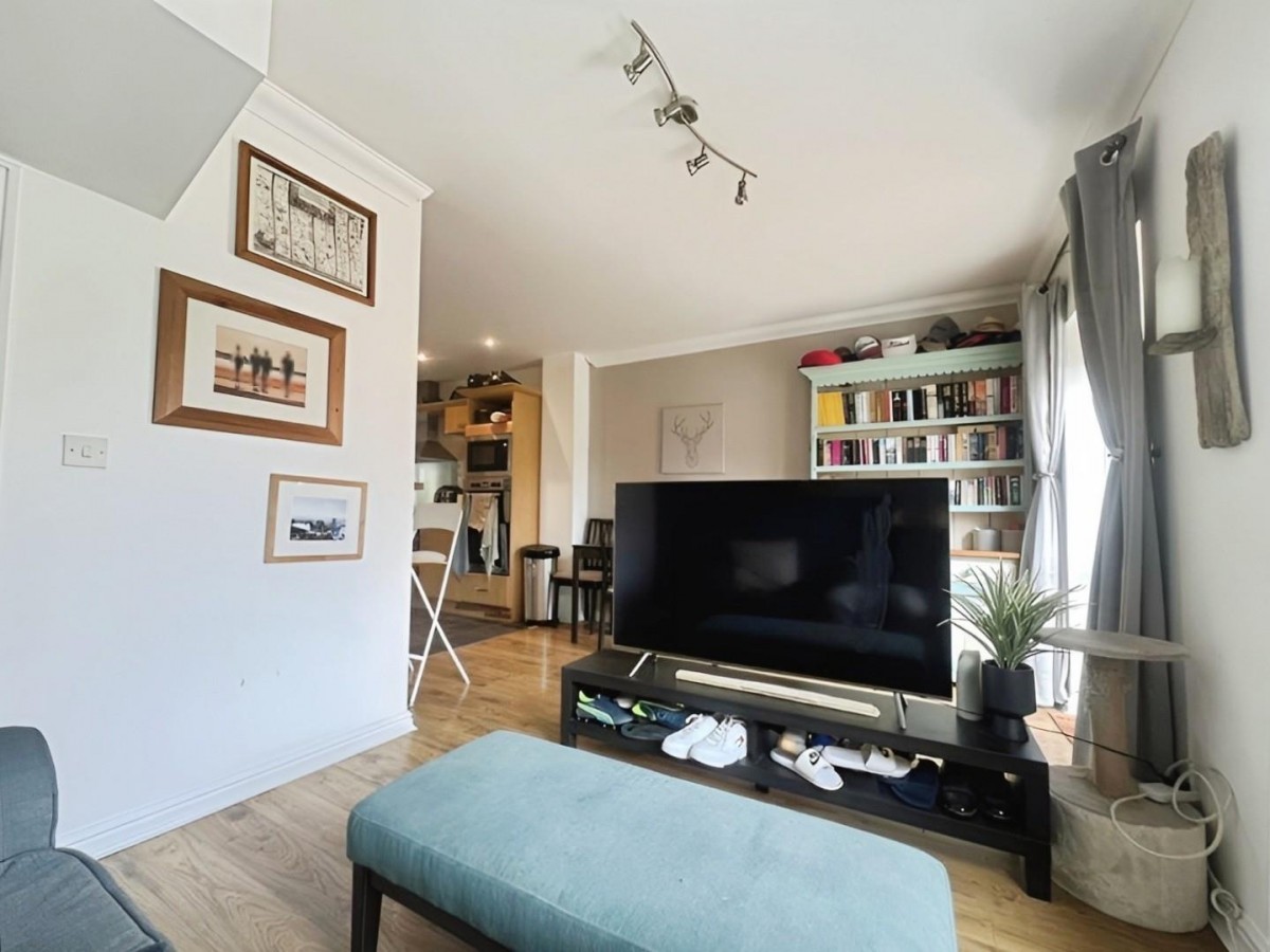 Hestia Way, Kingsnorth