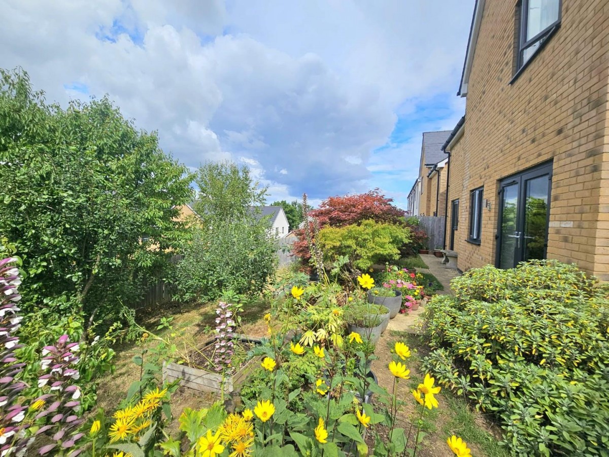 Budding Way, Dursley, GL11 5BE