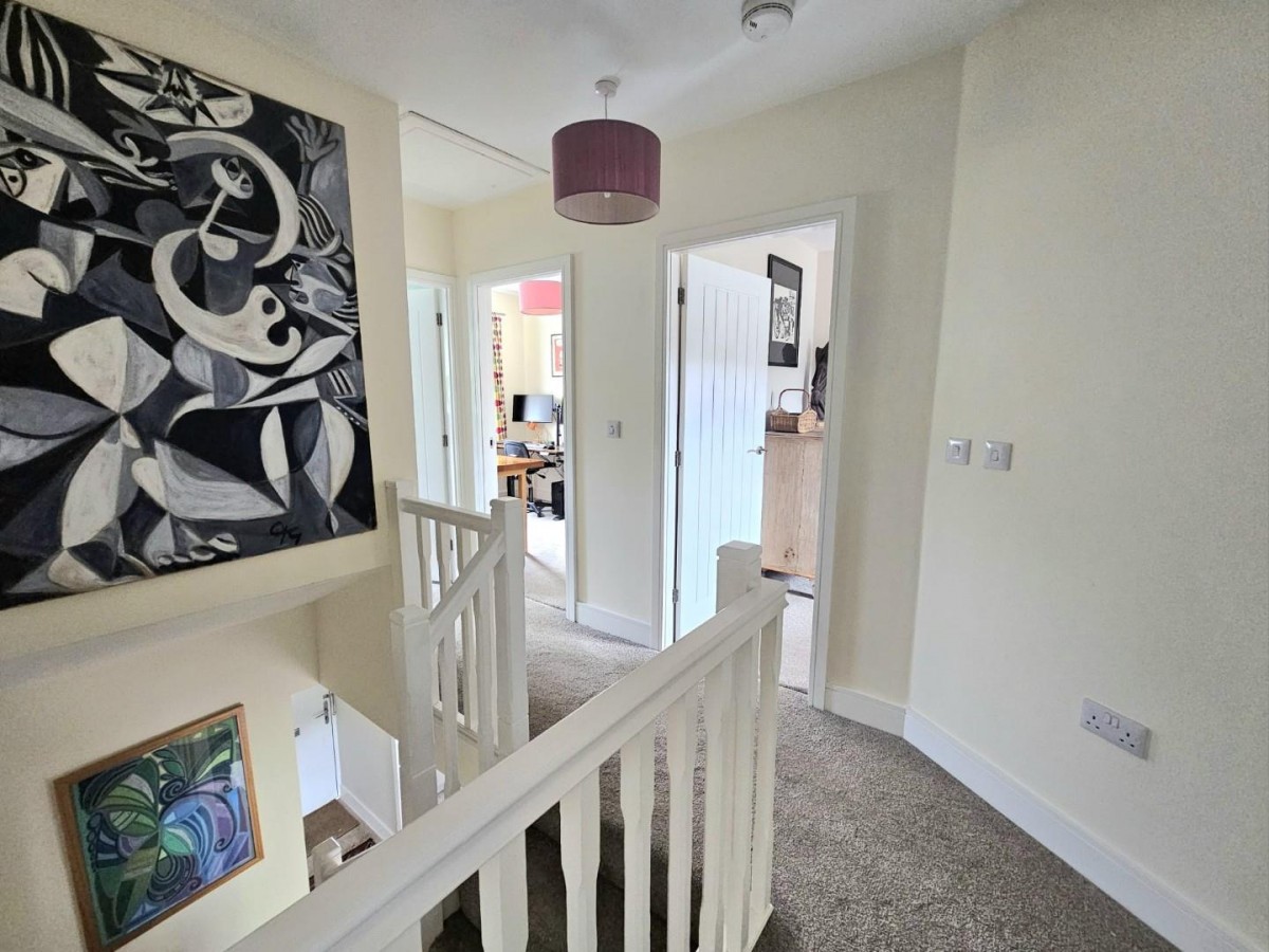 Budding Way, Dursley, GL11 5BE