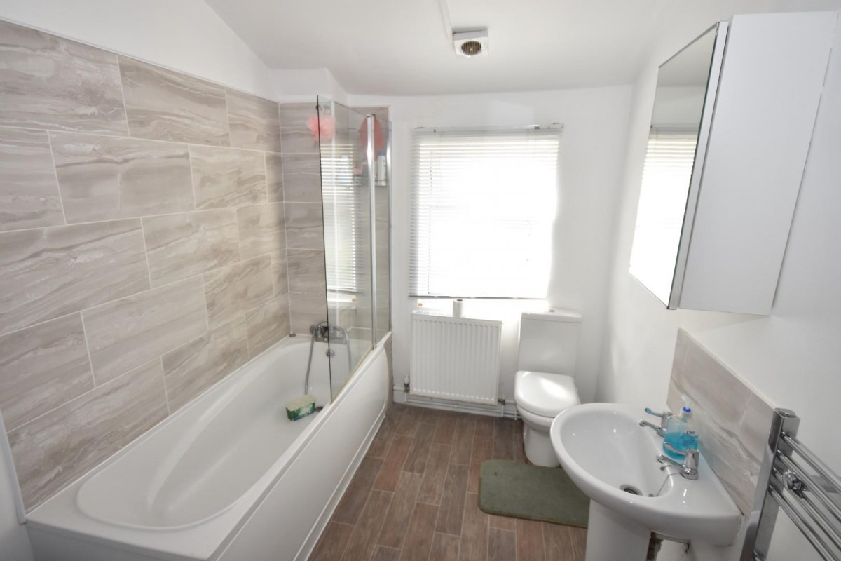 Devonshire Road North, New Whittington, Chesterfield, S43 2BL