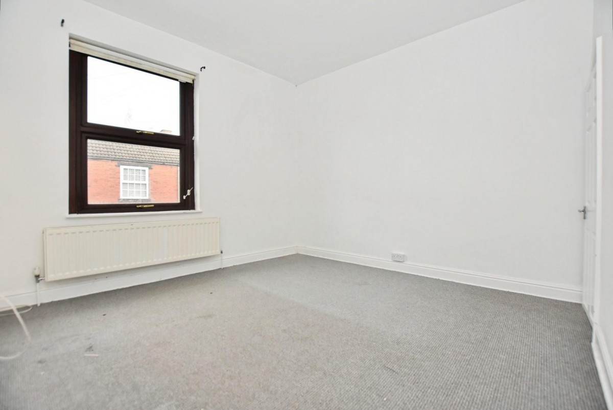 Devonshire Road North, New Whittington, Chesterfield, S43 2BL