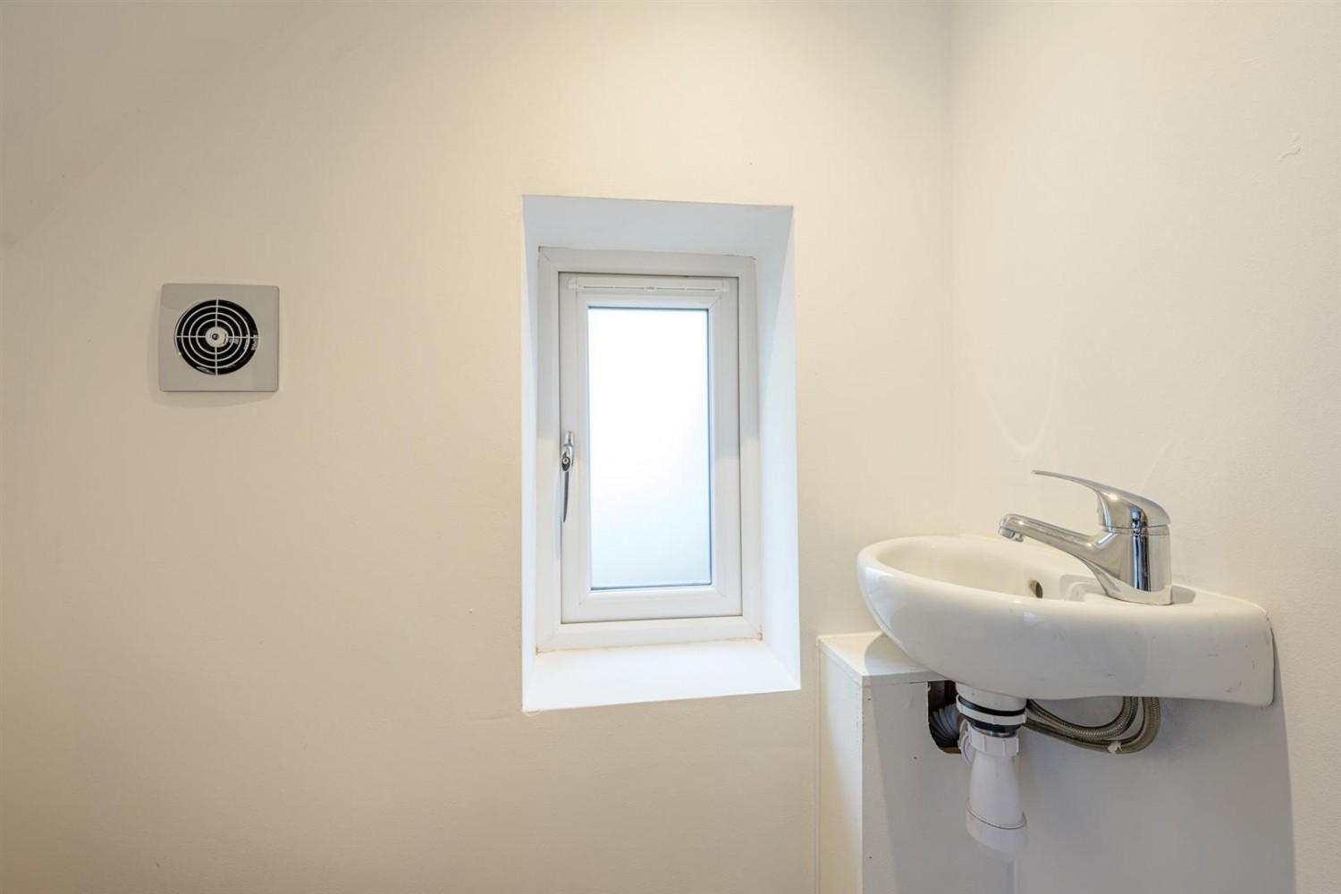 Poplar Road, Norton, Stourbridge, DY8 3BD