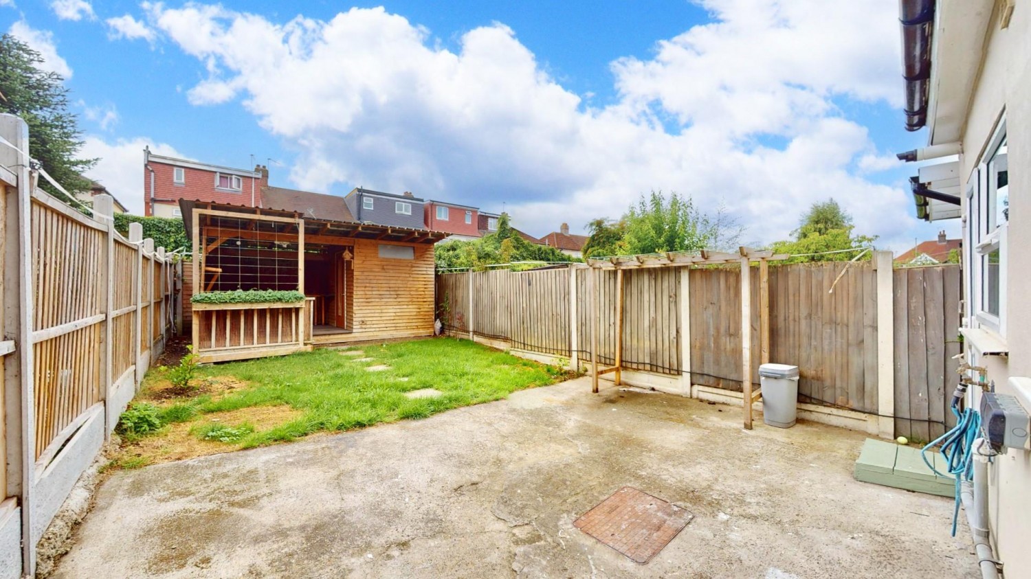 Adelaide Gardens, Chadwell Heath, RM6