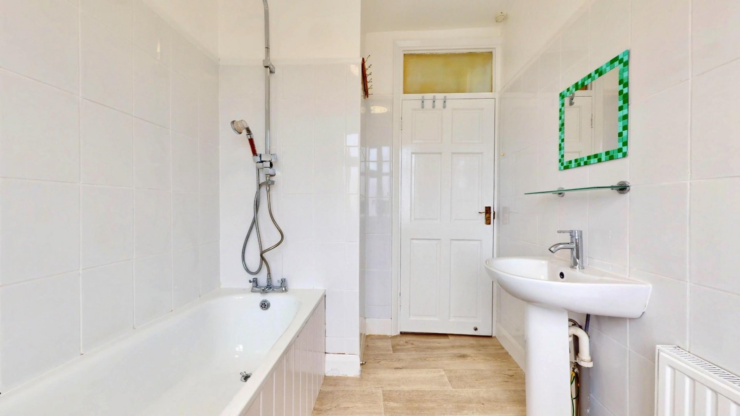 Adelaide Gardens, Chadwell Heath, RM6