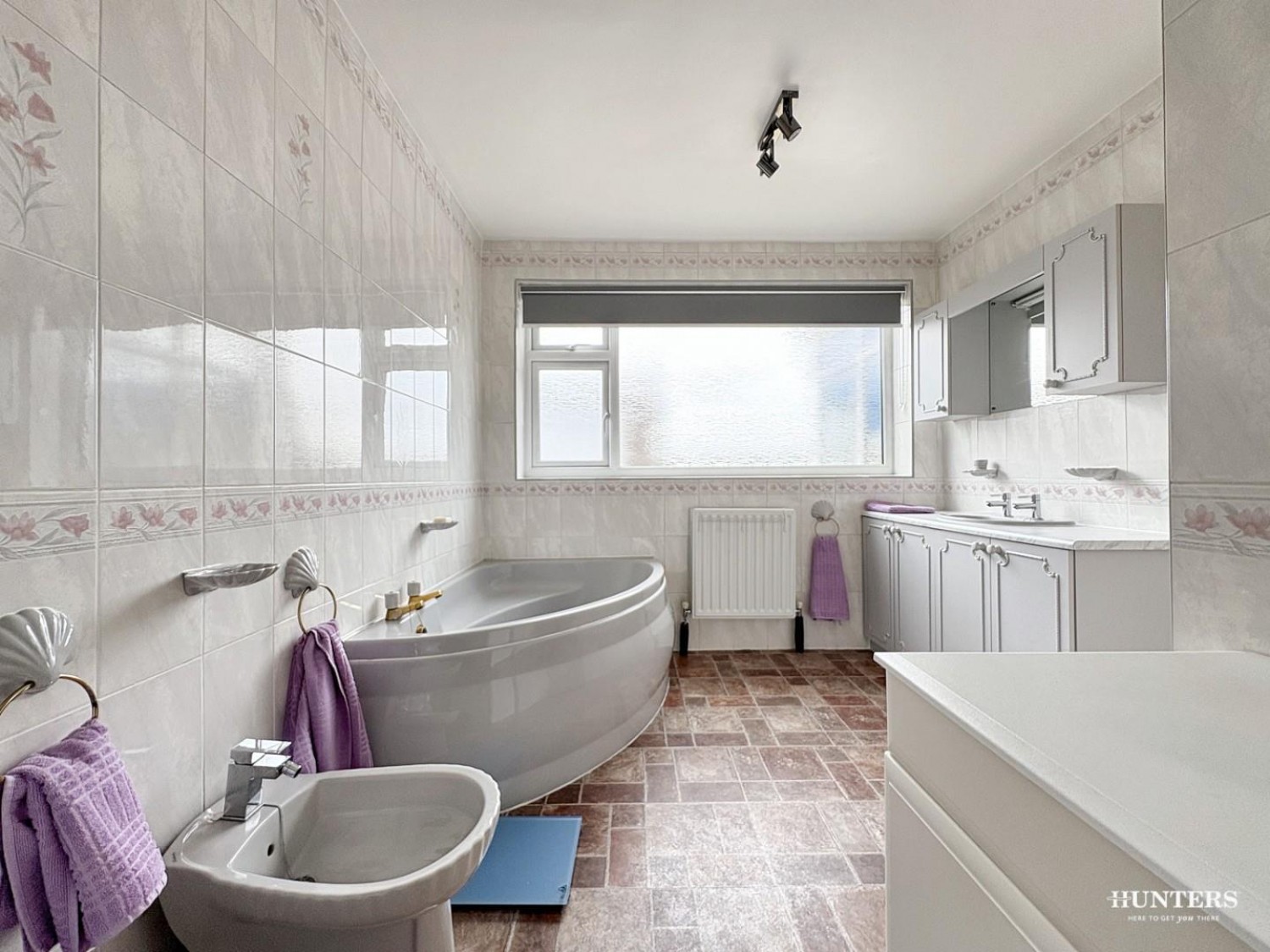 Moor Park Court, Dewsbury