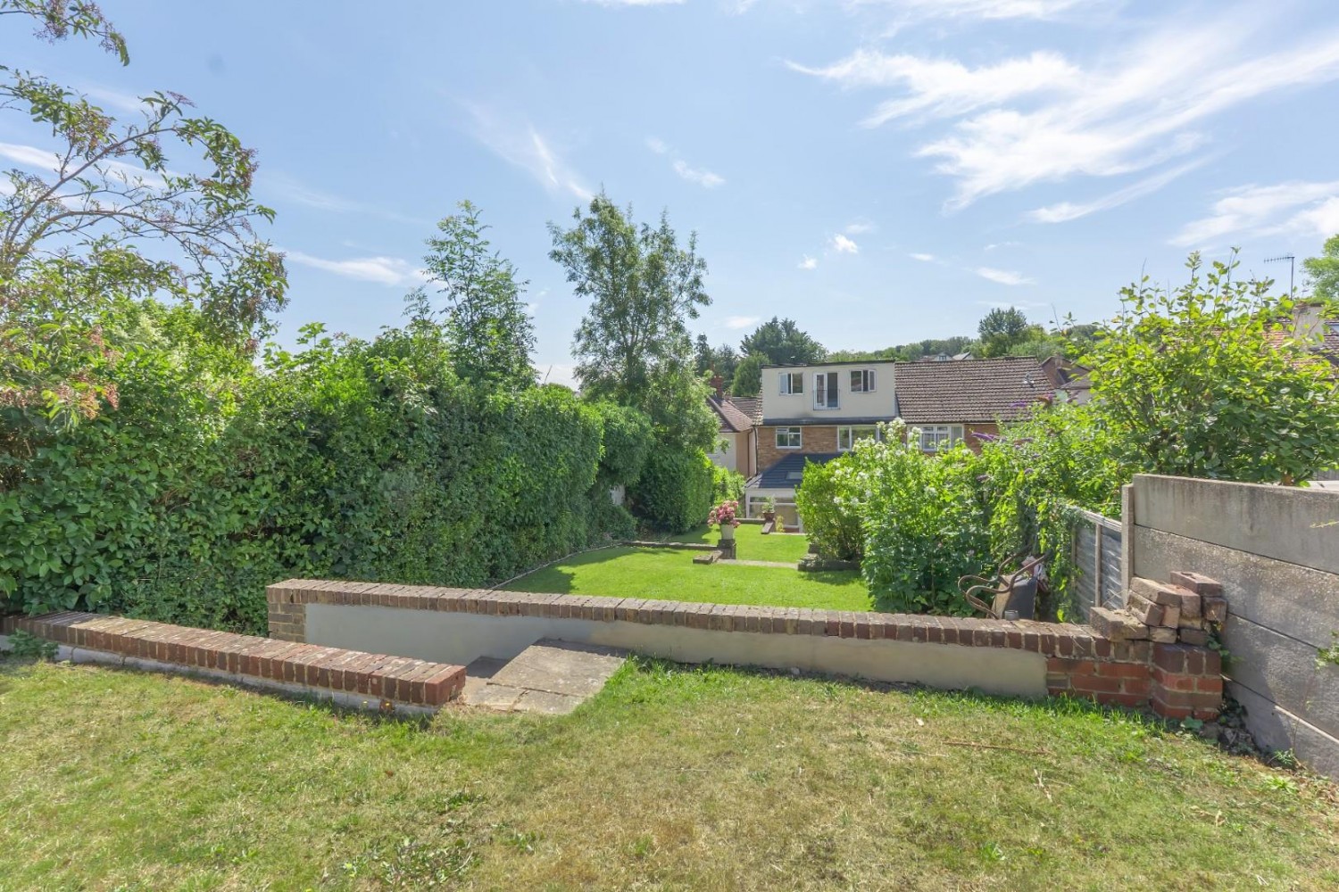 West Valley Road, Apsley