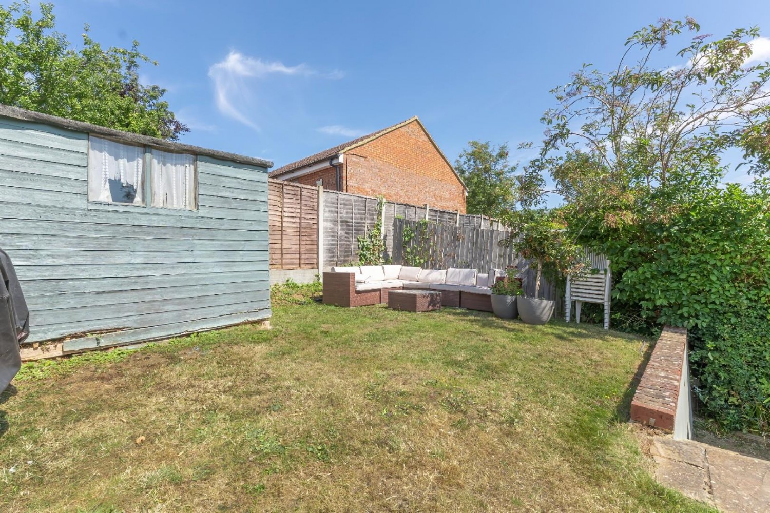 West Valley Road, Apsley